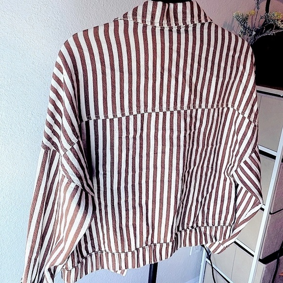 Oversized Vintage 1990’s Style | Striped Linen Blend Jacket - Size Medium 🤍 - Picture 4 of 12